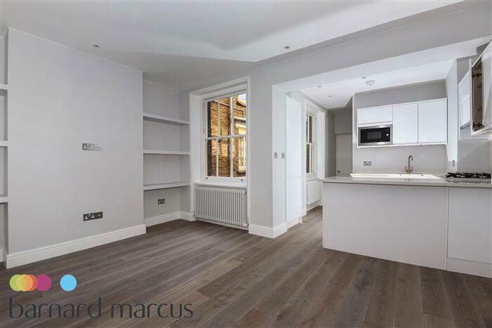 2 Bedroom Apartment To Rent In Crampton Street, London, SE17
