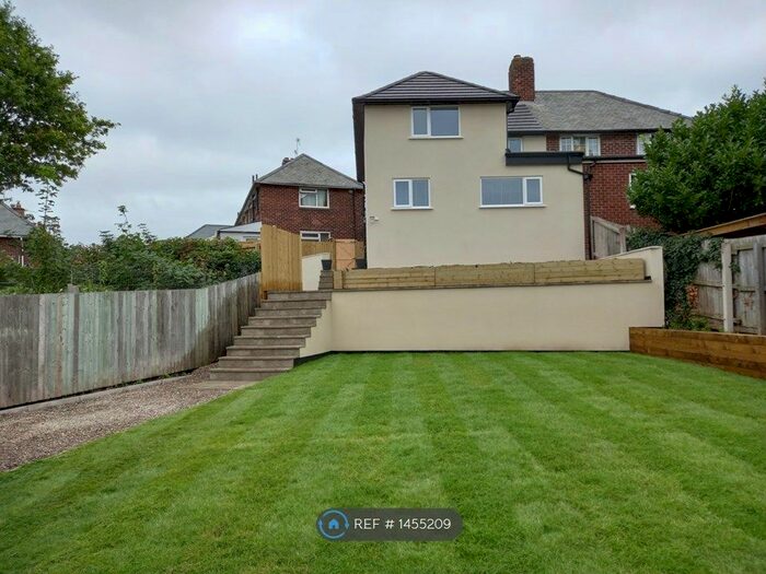 3 Bedroom Semi-Detached House To Rent In Redhouse Bank, Wirral, CH48