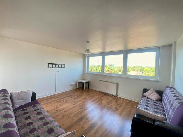 2 Bedroom Flat To Rent In Turkey Street, Enfield, EN1