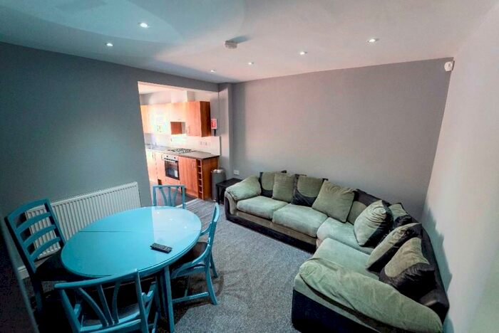 1 Bedroom Semi-Detached House To Rent In Farman Road, Coventry, West Midlands, CV5