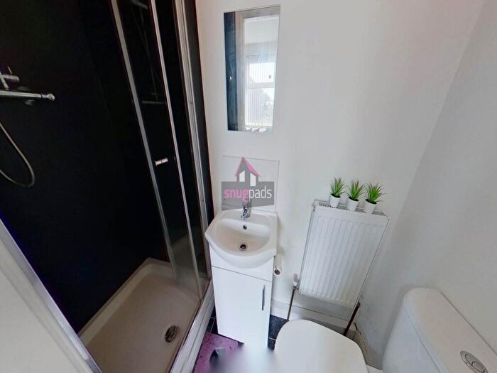 1 Bedroom House To Rent In Trafalgar Road, Salford, M6