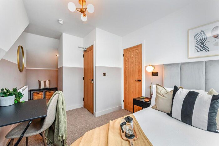 1 Bedroom House To Rent In Belvedere Road, Burton-On-Trent, DE13