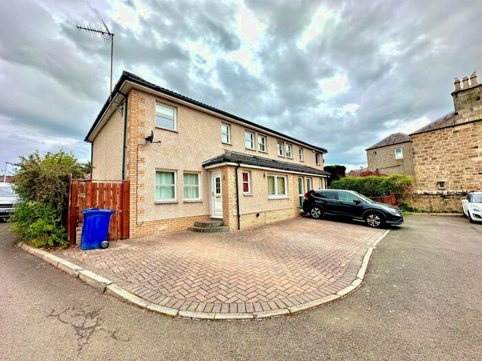 5 Bedroom Detached House To Rent In Deanbank Place, Gorebridge, EH23