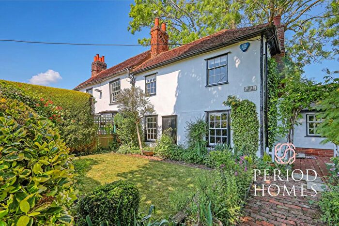 2 Bedroom Semi Detached House For Sale In Heron Chase, Herongate, CM13