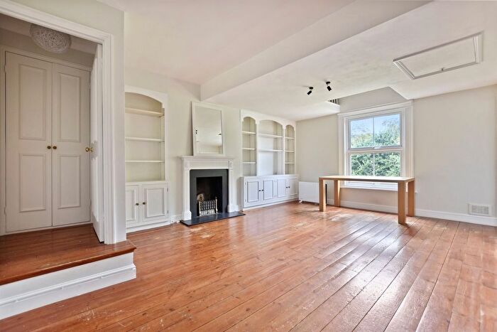 1 Bedroom Flat To Rent In Exeter Road, Mapesbury, London, NW2