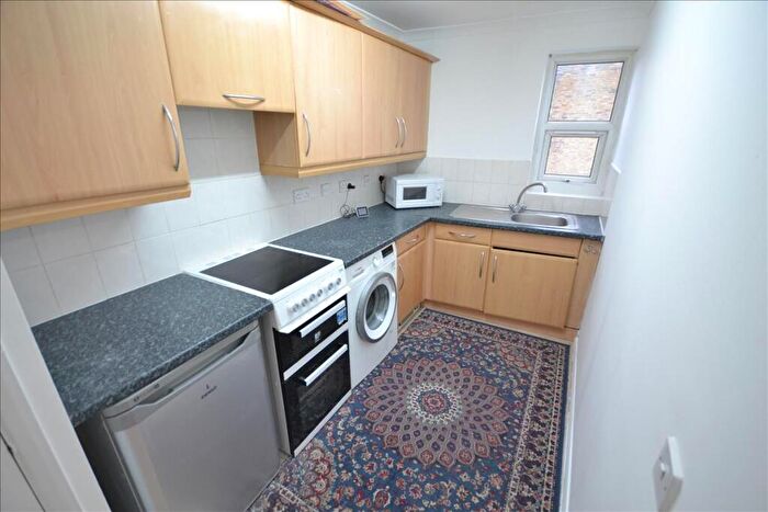 1 Bedroom Flat To Rent In Kilburn High Road, London, NW6
