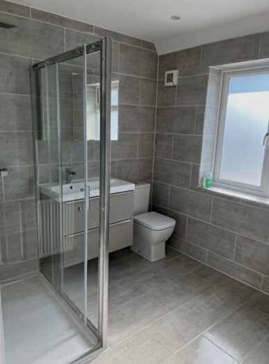 2 Bedroom Terraced House To Rent In Gold Hill, Edgware, Greater London, HA8