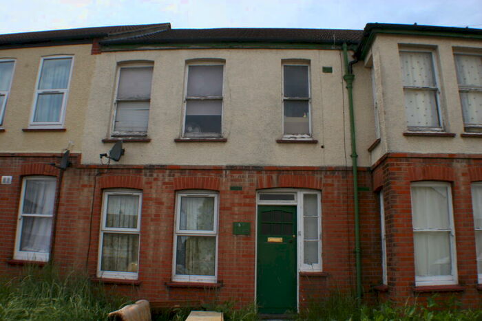 1 Bedroom Flat To Rent In Electric Avenue Westcliff-on-Sea, SS0