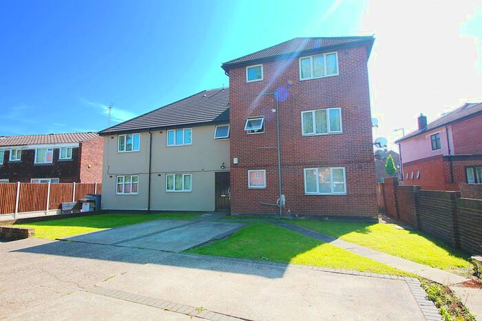 1 Bedroom Flat To Rent In Hicks Court, Rainham Road North, Dagenham, RM10