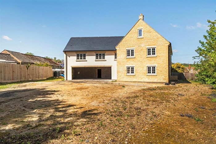 6 Bedroom Detached House For Sale In Bridge Road, Stoke Bruerne, NN12