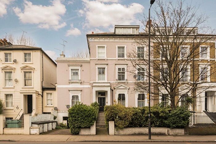 Studio To Rent In Camden Road, London, N7