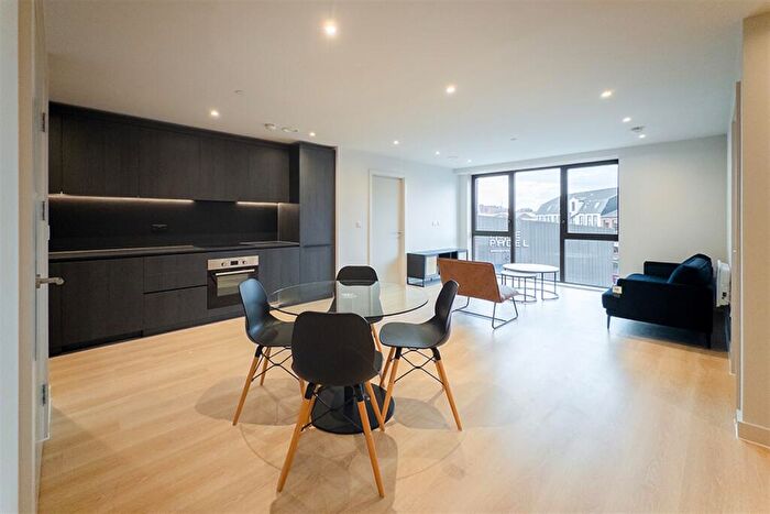 2 Bedroom Apartment To Rent In Waterhouse Gardens, M3