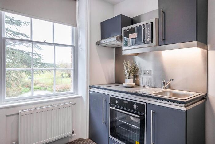Studio To Rent In Clare Hall Manor, Hertfordshire, EN6