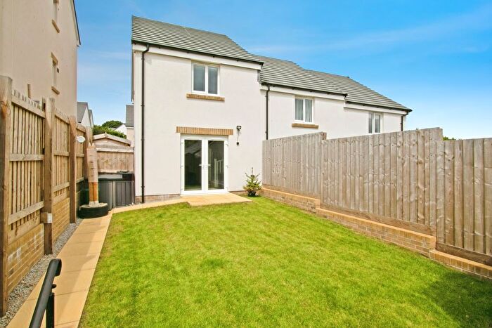 2 Bedroom End Of Terrace House For Sale In Agar Crescent, Falmouth, Cornwall, TR11