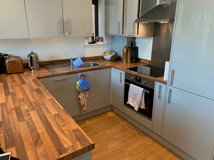 3 Bedroom Apartment To Rent In London Road, Sayers Common, Hassocks, BN6