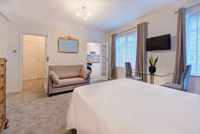 Studio To Rent In Marsham Street, London, SW1P