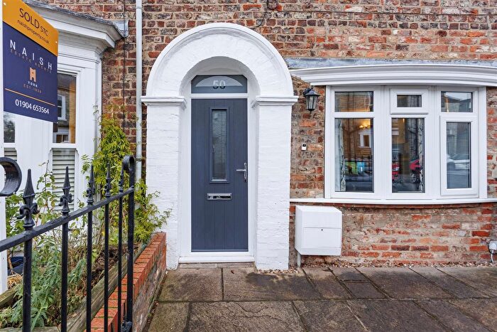 3 Bedroom Terraced House For Sale In Nunthorpe Road, York, YO23