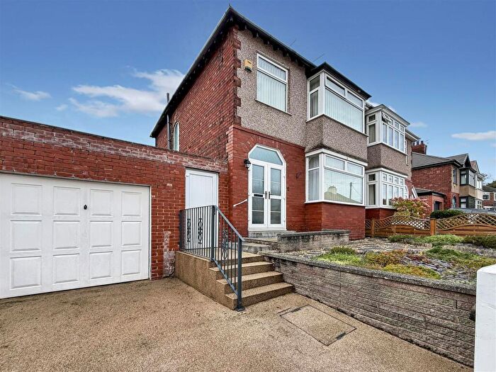 3 Bedroom Semi Detached House For Sale In St. Albans Road, Prenton, CH43