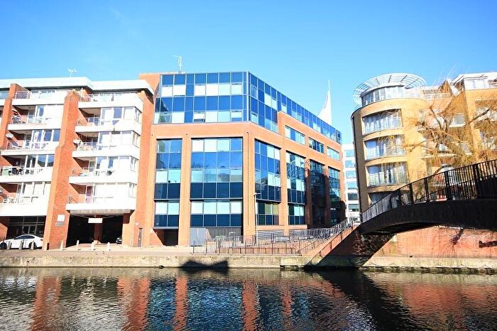 1 Bedroom Apartment To Rent In Kings Reach, - Kings Road, Reading, Berkshire, RG1