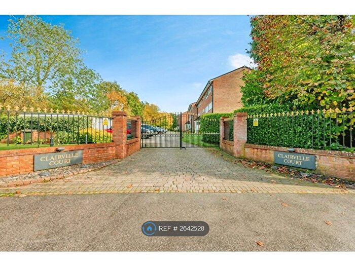 2 Bedroom Flat To Rent In Wray Common Road, Reigate, RH2