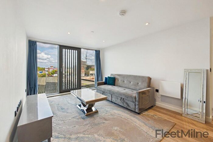 2 Bedroom Apartment To Rent In Apex Lofts, Warwick Street, Birmingham, B12