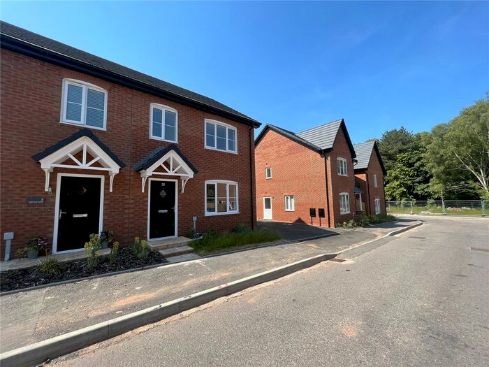 3 Bedroom Semi-Detached House To Rent In Red Oak Drive, Cookley, Kidderminster, Worcestershire, DY10