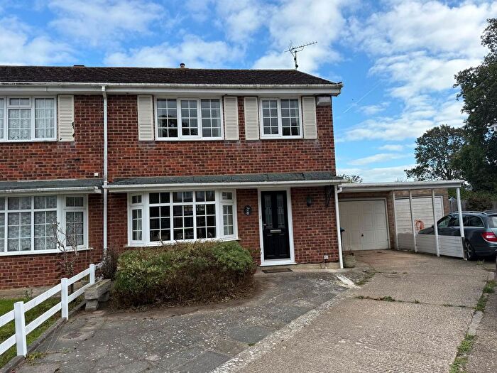 3 Bedroom Semi Detached House For Sale In Sanctuary Close, Broadstairs, CT10