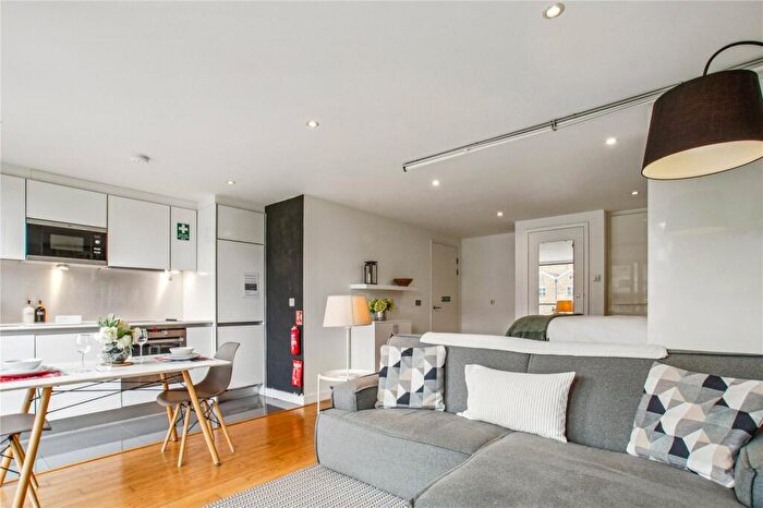 Studio For Sale In Graham Street, London, N1 - Photo 5