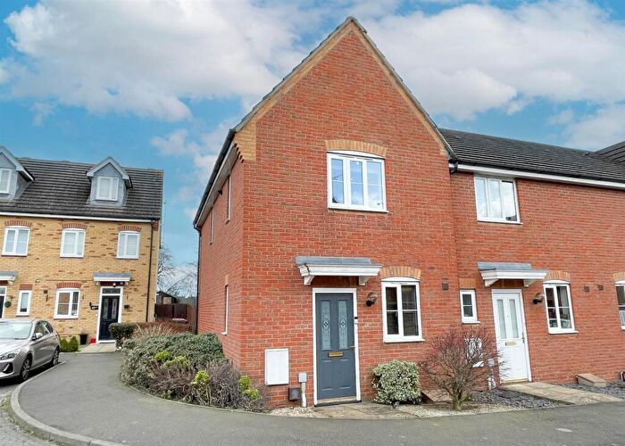 2 Bedroom House To Rent In Cooper Drive, Leighton Buzzard, LU7