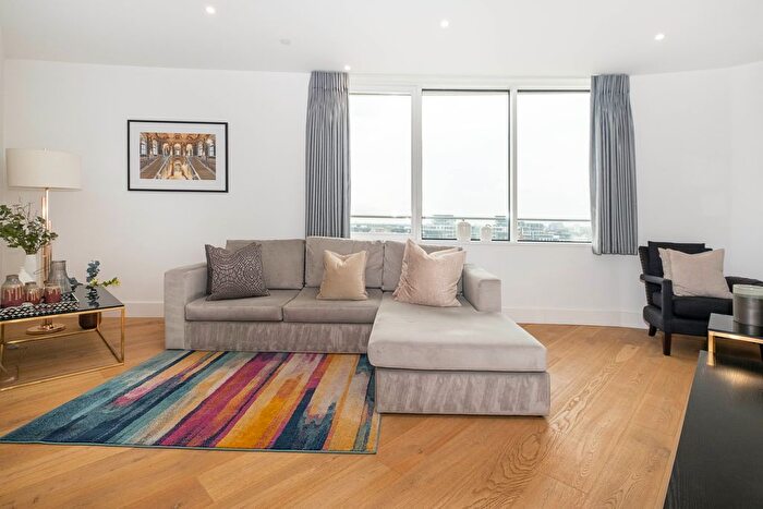 2 Bedroom Flat For Sale In Lombard Wharf, Lombard Road, Battersea, SW11