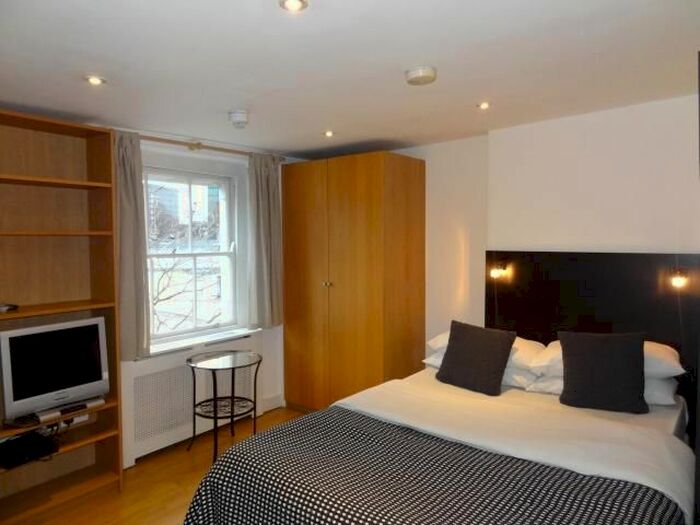 Studio To Rent In Cartwright Gardens, Bloomsbury, London, W1U