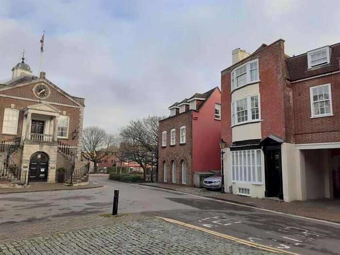 3 Bedroom Maisonette To Rent In Market Street, Old Town, Poole, BH15