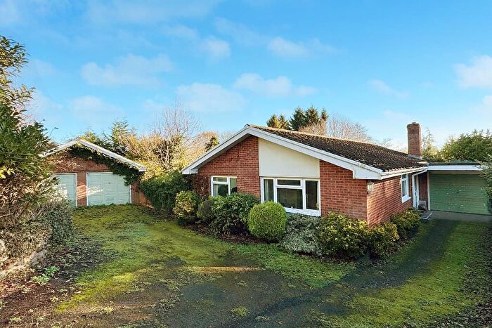 3 Bedroom Bungalow For Sale In Pencombe, Bromyard, HR7