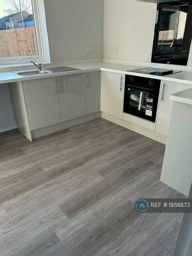 3 Bedroom Terraced House To Rent In Campion Court, Northampton, NN3