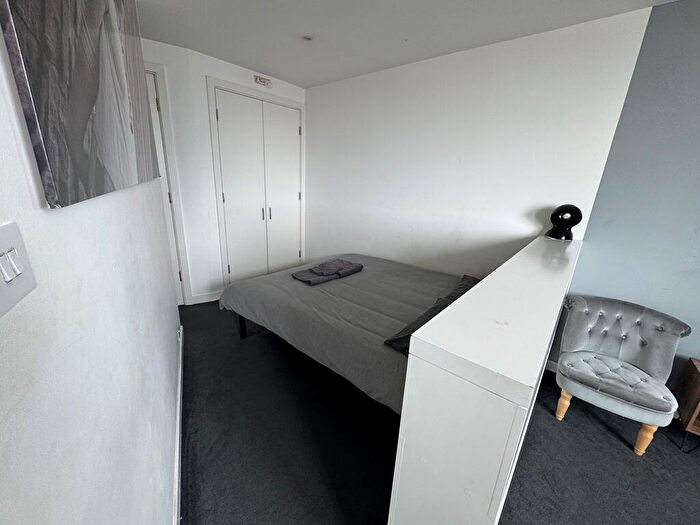 Apartment To Rent In Rotunda Studio /, B2 - Photo 2