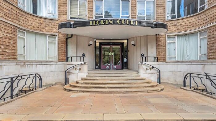 Studio To Rent In Charterhouse Square, Clankerwell, London, EC1M