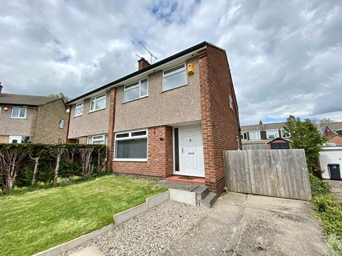 3 Bedroom House To Rent In Highwood Crescent, Leeds, LS17