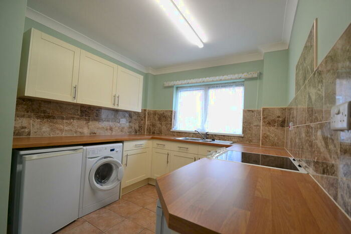 2 Bedroom Detached House To Rent In Leonard Close, Cambridge, CB5