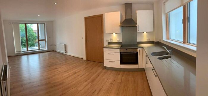1 Bedroom Flat To Rent In Sussex Way, Compton House, N7