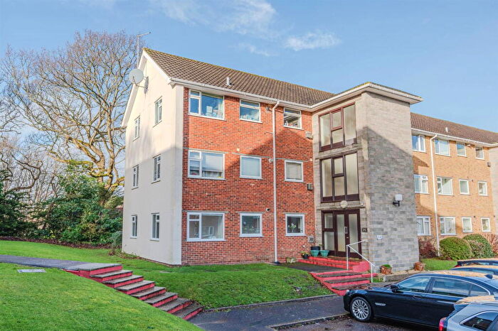 2 Bedroom Apartment To Rent In Portswood Drive, Bournemouth, BH10