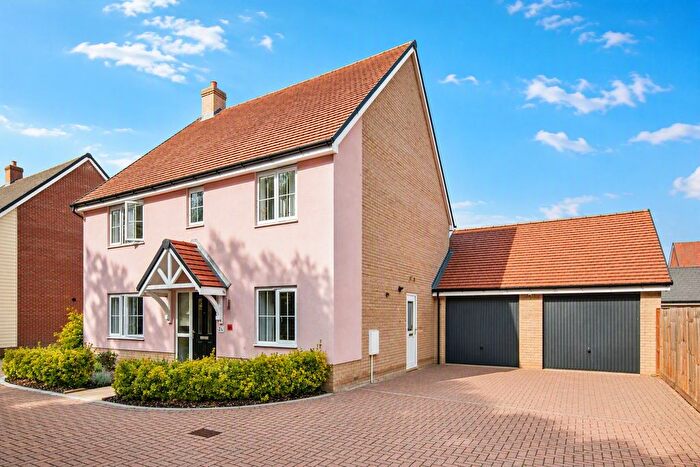 4 Bedroom Detached House For Sale In Barfoot Drive, Colchester, CO4