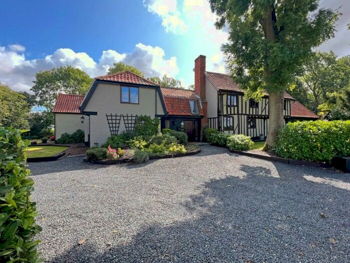 6 Bedroom Detached House For Sale In Buxhall, IP14