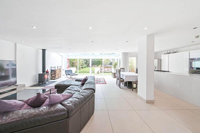 5 Bedroom Detached House For Sale In Covert Way, Hadley Wood, Barnet, EN4