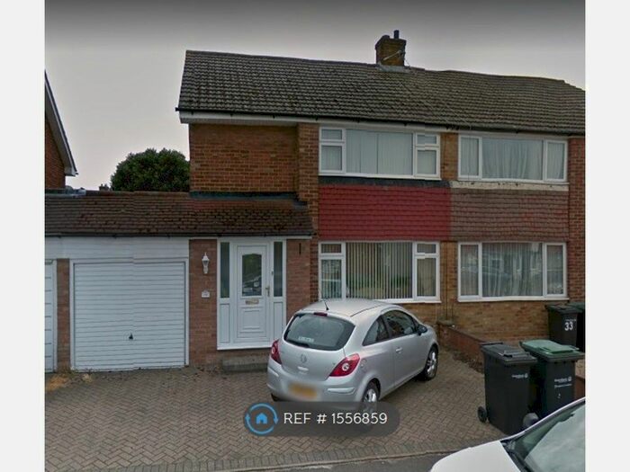 3 Bedroom Terraced House To Rent In Vigilant Way, Gravesend, DA12