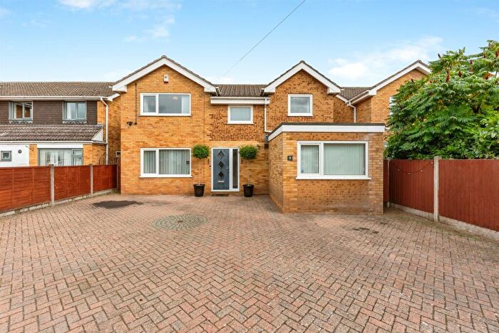 4 Bedroom Detached House For Sale In Thorold Road, Barrowby, Grantham, NG32