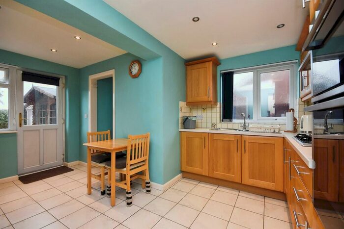 2 Bedroom Semi-Detached Bungalow For Sale In Sidmouth Road, Chelmsford, CM1