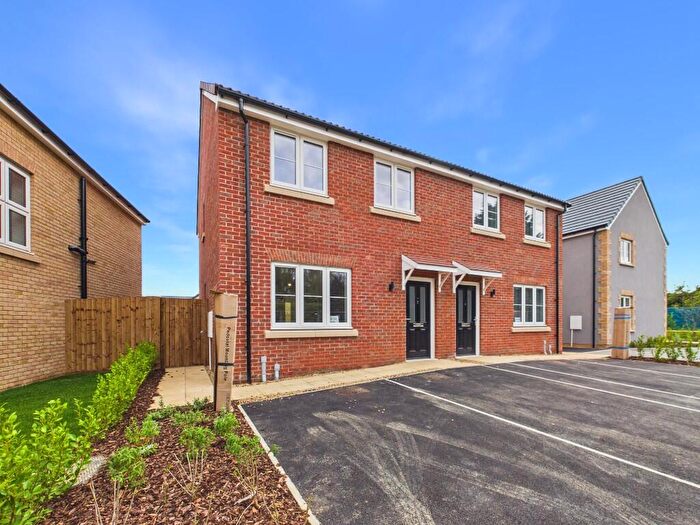 3 Bedroom Semi Detached House To Rent In Furrow Road, Downham Market, Norfolk, PE38