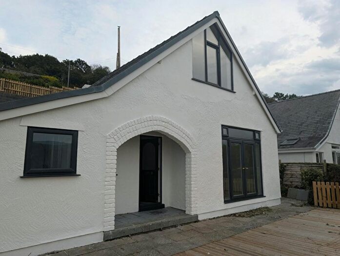 3 Bedroom Detached House To Rent In Iolyn Park, Conwy, LL32