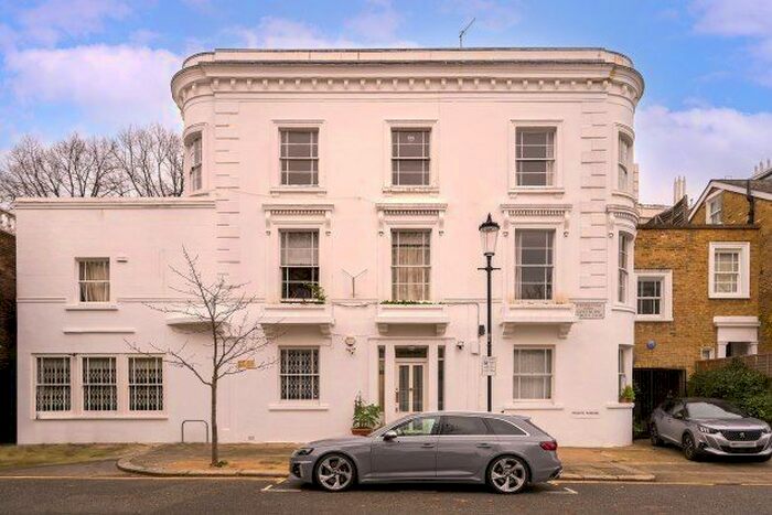 2 Bedroom Flat To Rent In Gertrude Street, London, SW10