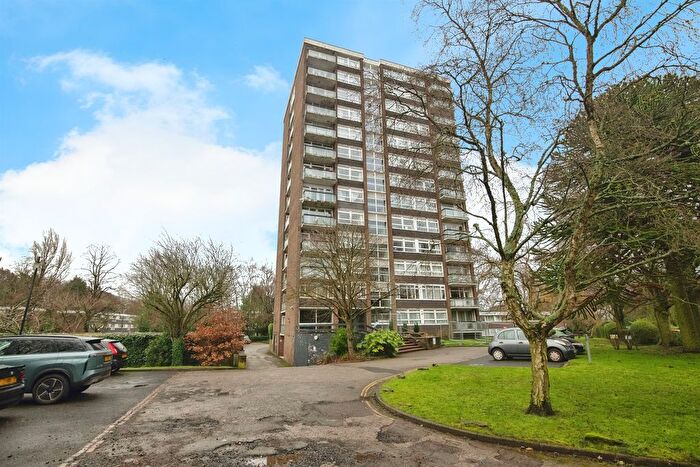 2 Bedroom Flat For Sale In Hermitage Road, Birmingham, B15